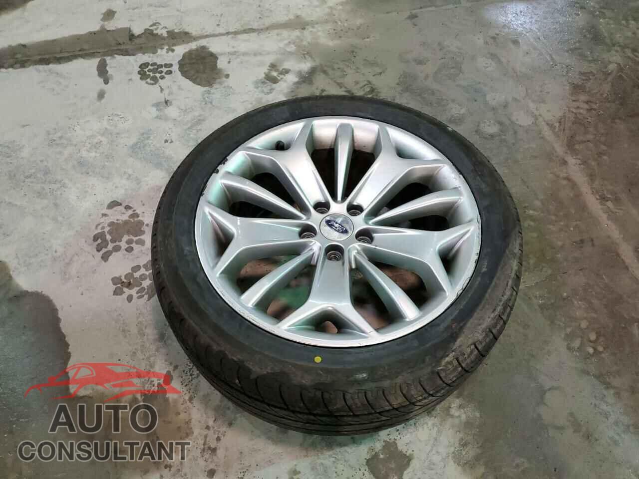 FORD TAURUS 2017 - 1FAHP2F83HG117796