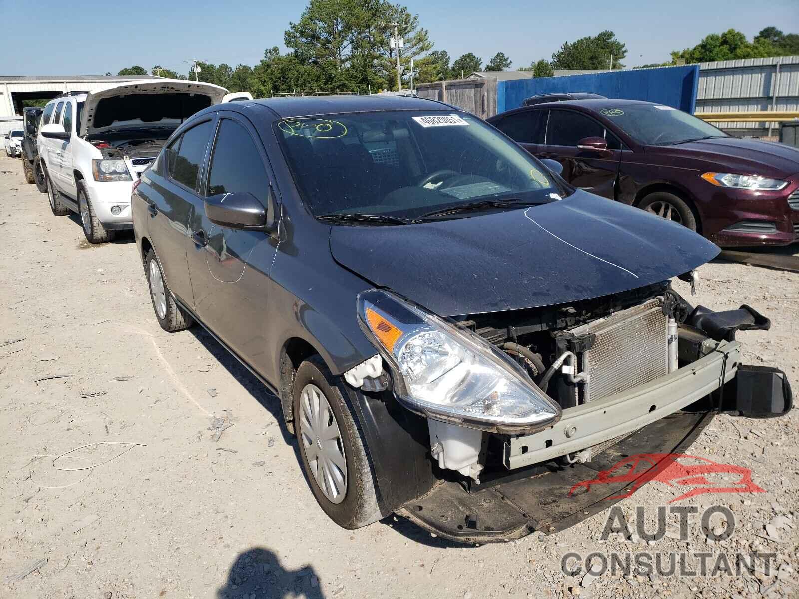 NISSAN VERSA 2019 - 3N1CN7AP7KL809524