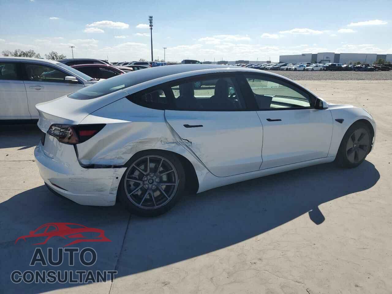 TESLA MODEL 3 2021 - 5YJ3E1EA4MF014660