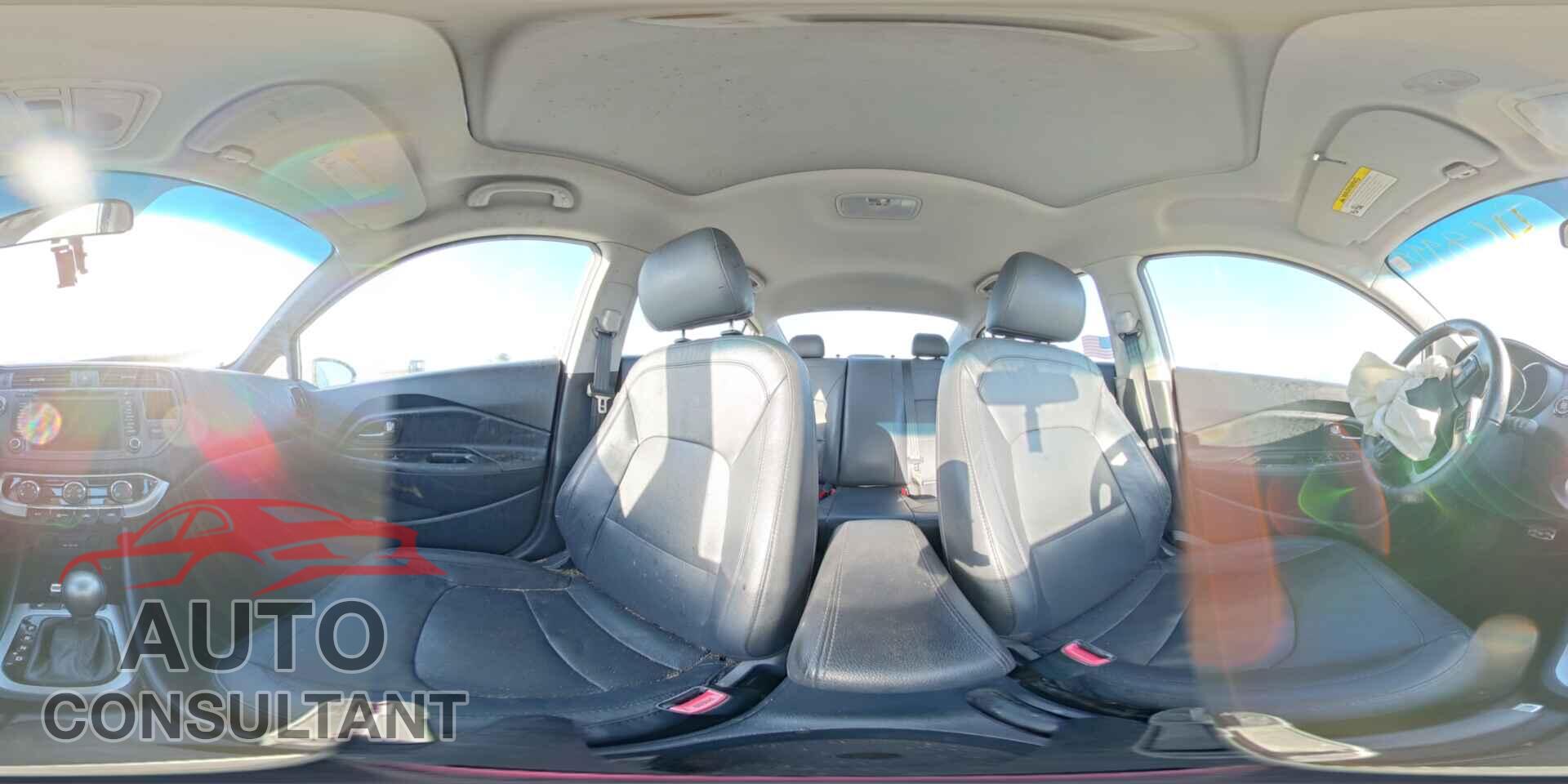 KIA RIO 2012 - KNADN4A3XC6084054