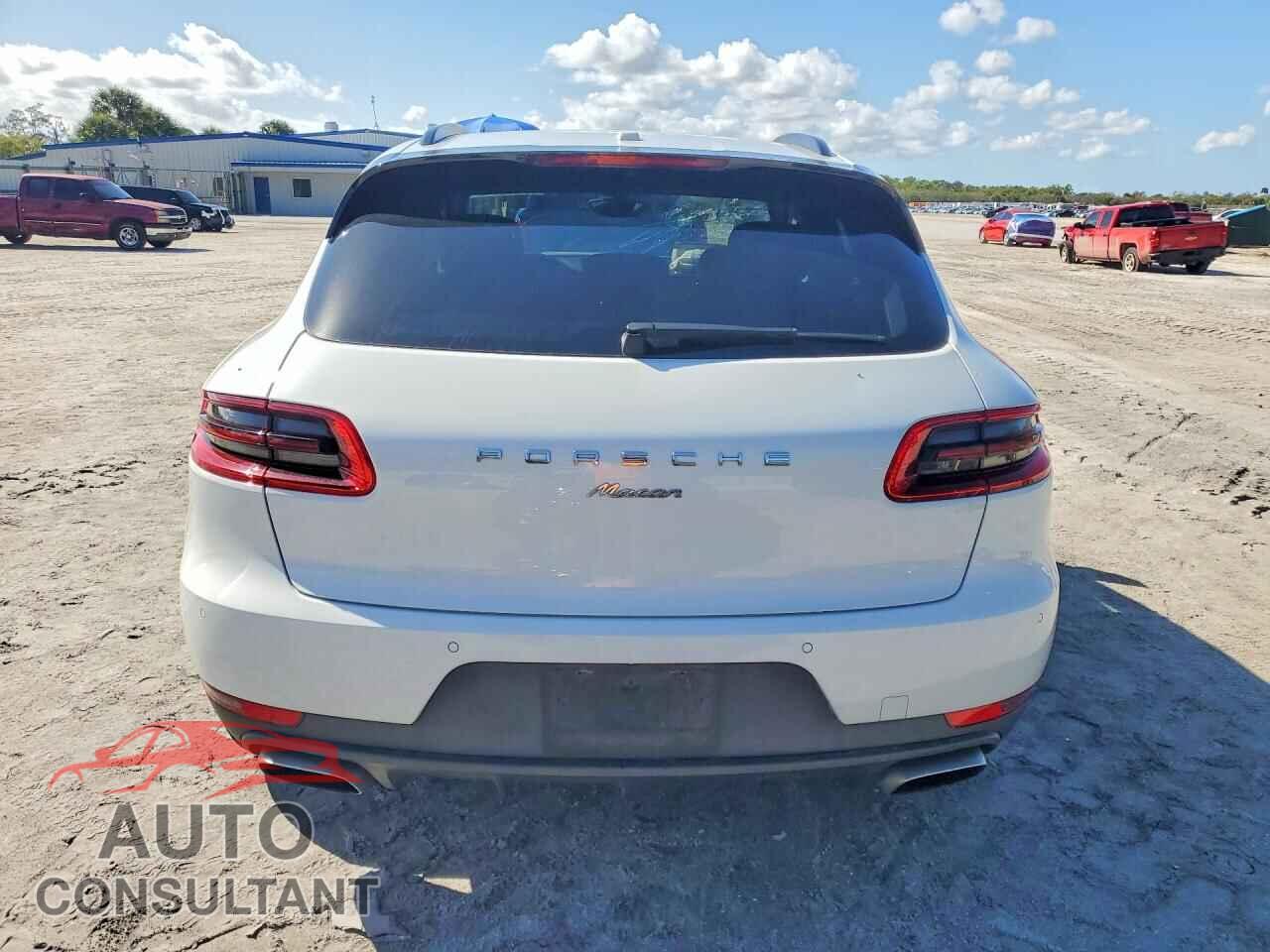 PORSCHE MACAN 2018 - WP1AA2A54JLB10670