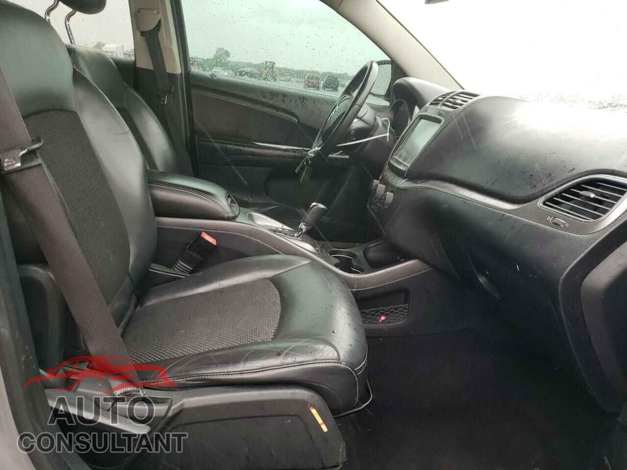 DODGE JOURNEY 2017 - 3C4PDCGB2HT579275