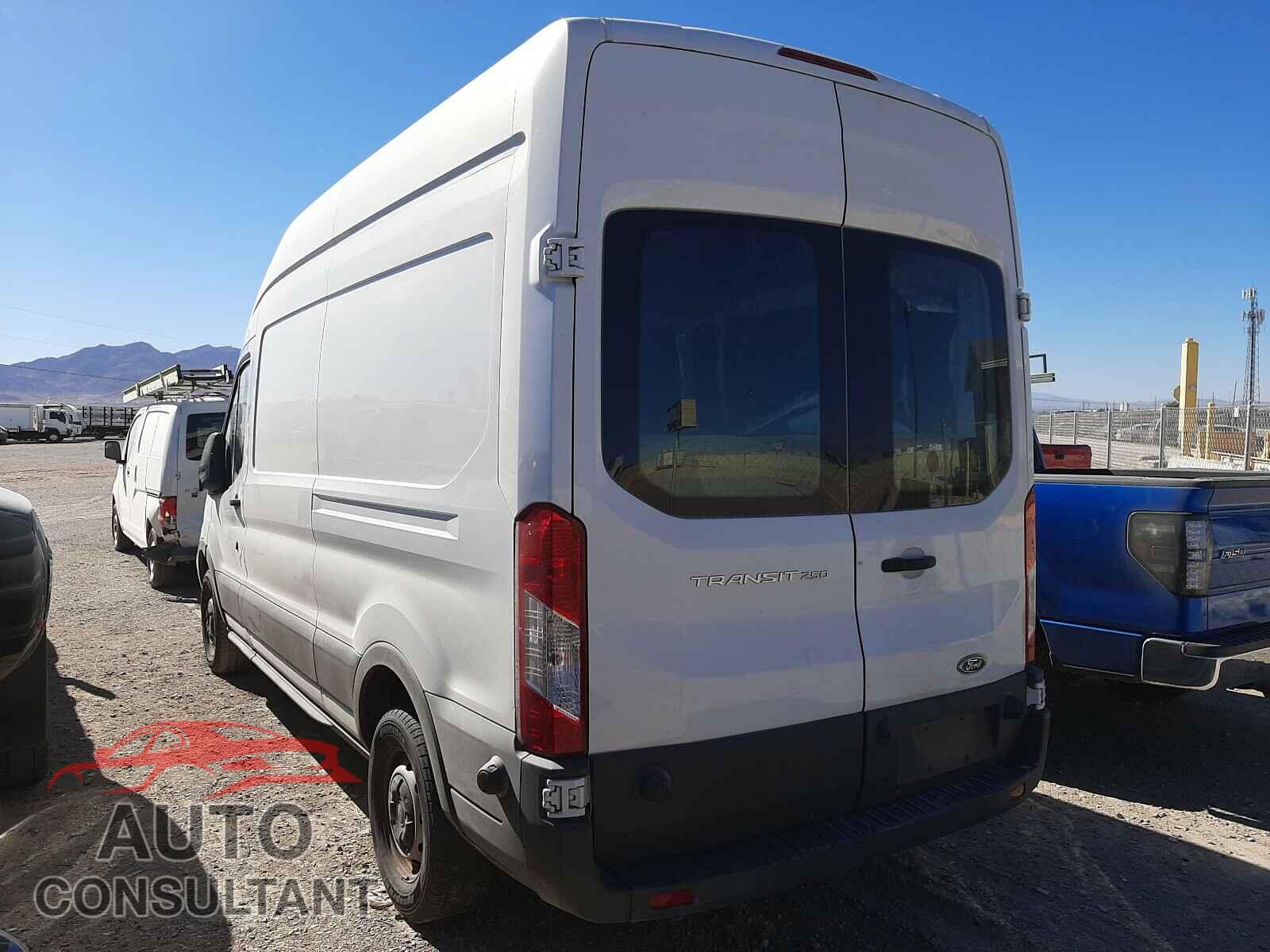 FORD TRANSIT CO 2017 - 1FTYR2XM1HKB04431