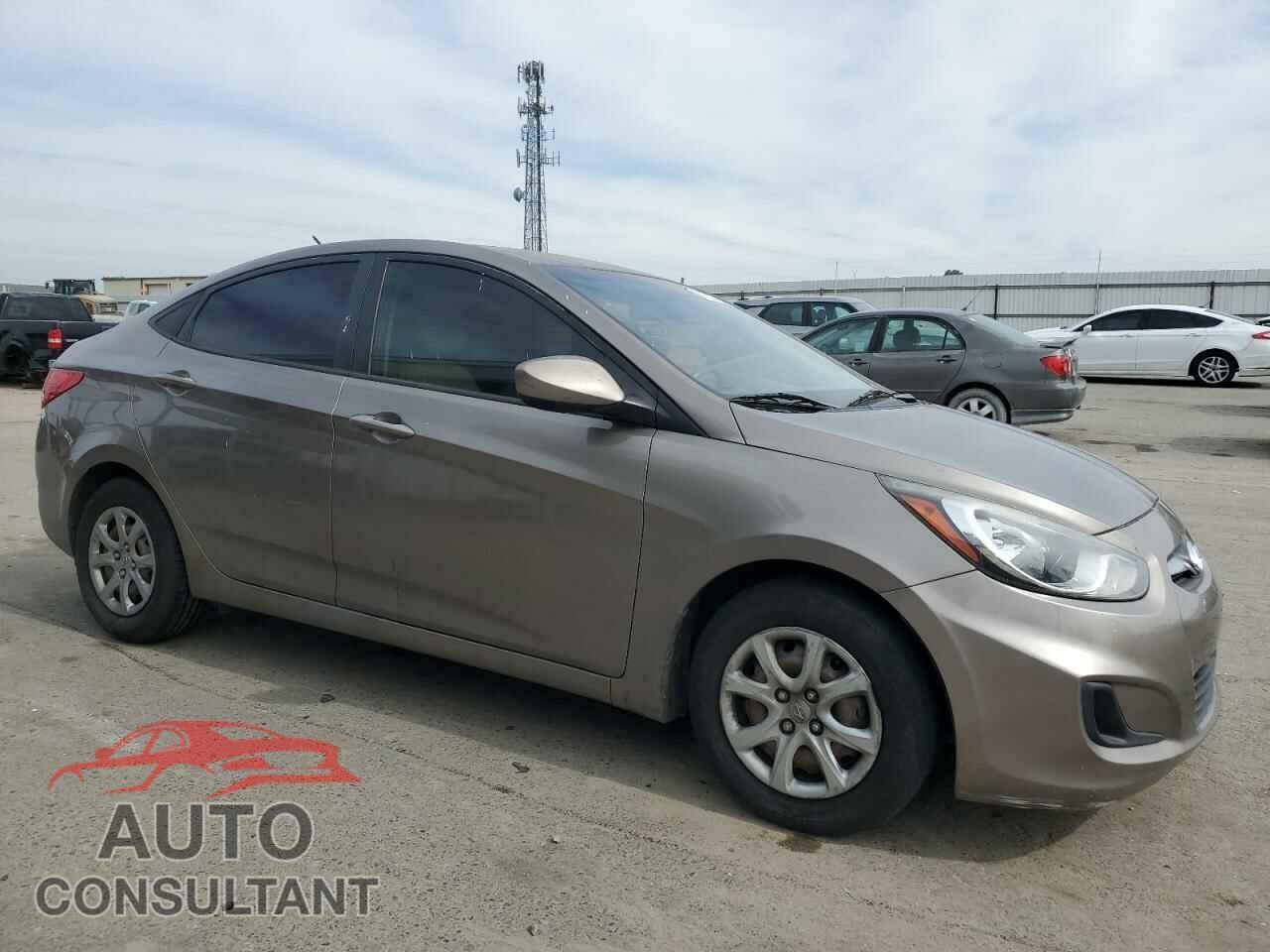 HYUNDAI ACCENT 2013 - KMHCT4AE7DU497645