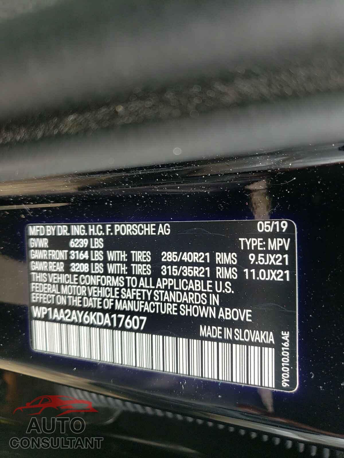PORSCHE CAYENNE 2019 - WP1AA2AY6KDA17607