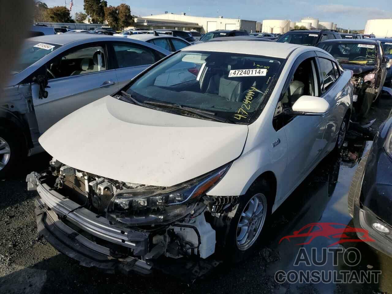 TOYOTA PRIUS 2020 - JTDKARFPXL3135570