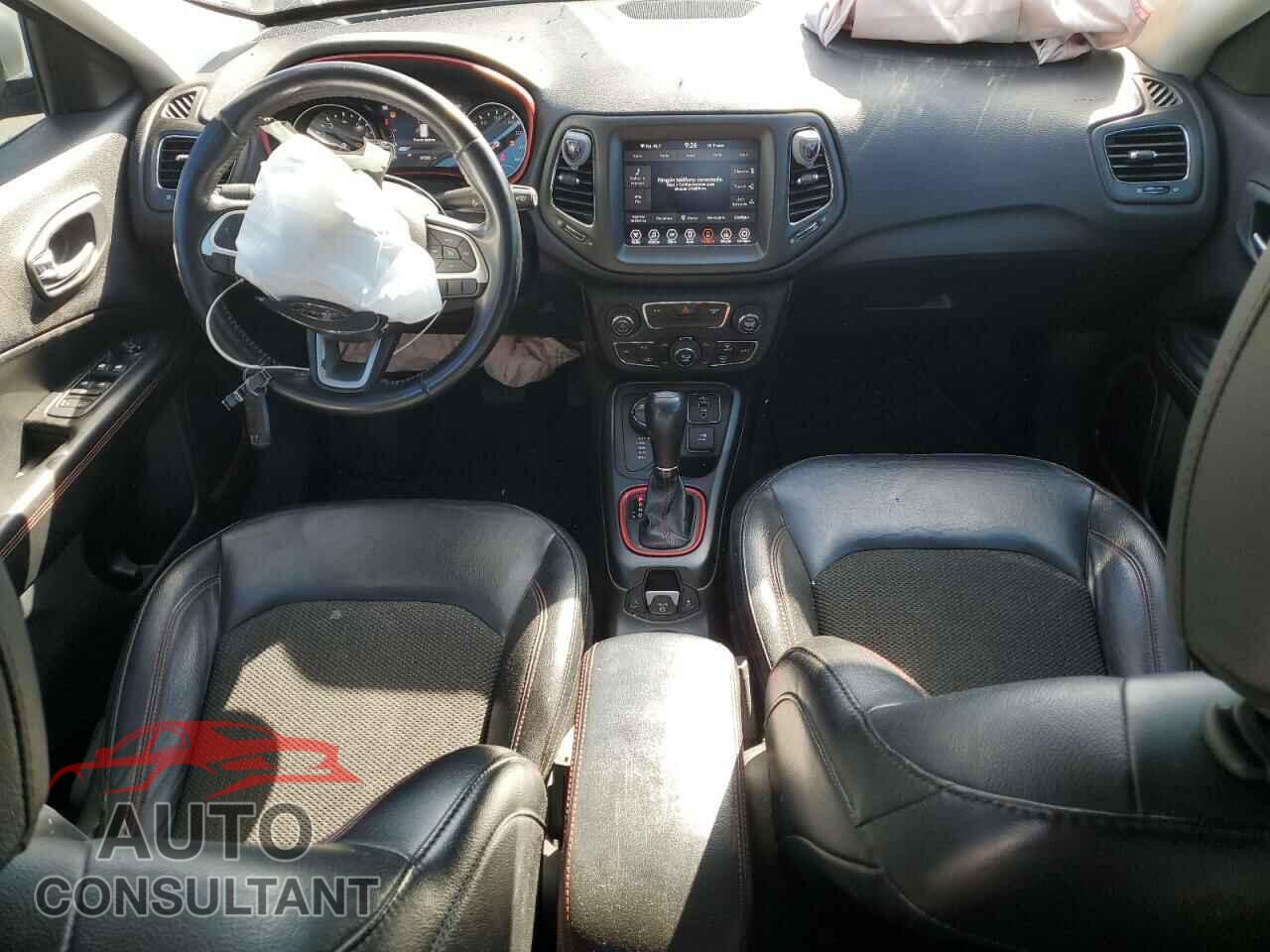 JEEP COMPASS 2020 - 3C4NJDDB9LT106573