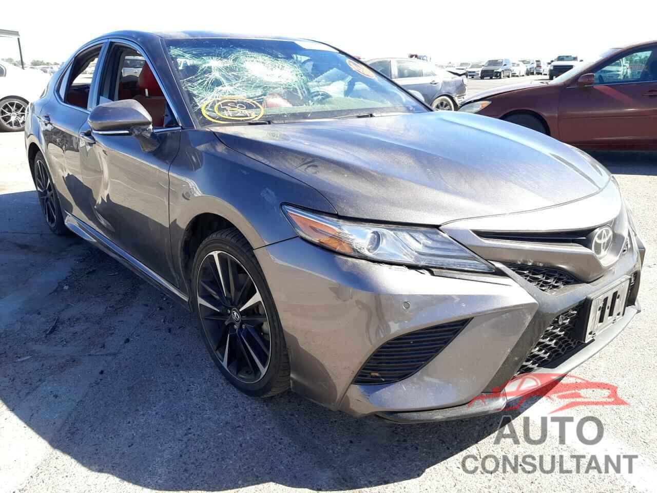 TOYOTA CAMRY 2018 - 4T1B61HK4JU037187