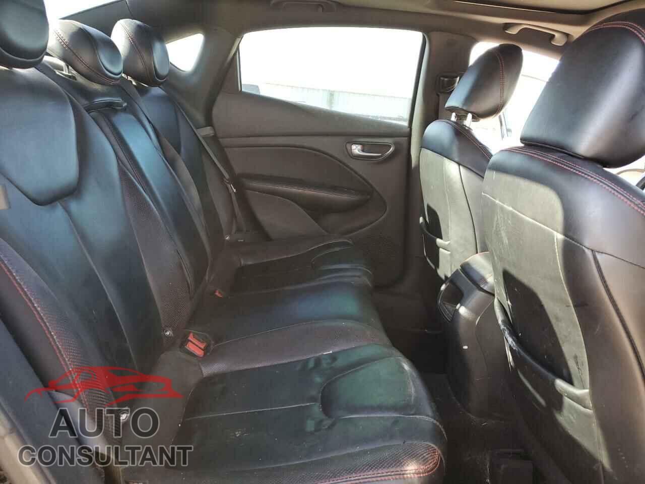DODGE DART 2015 - 1C3CDFEB4FD421675