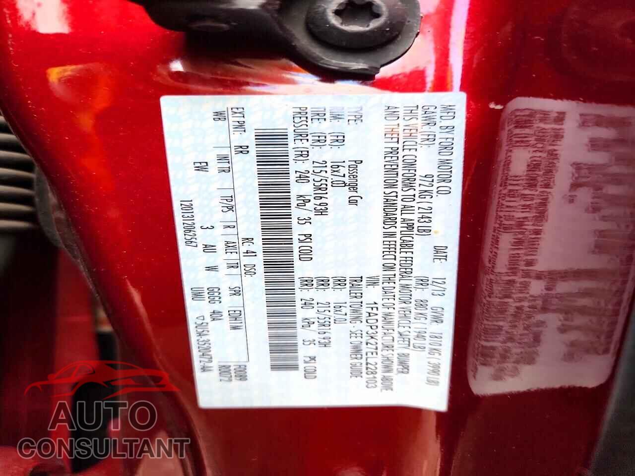 FORD FOCUS 2014 - 1FADP3K27EL228103