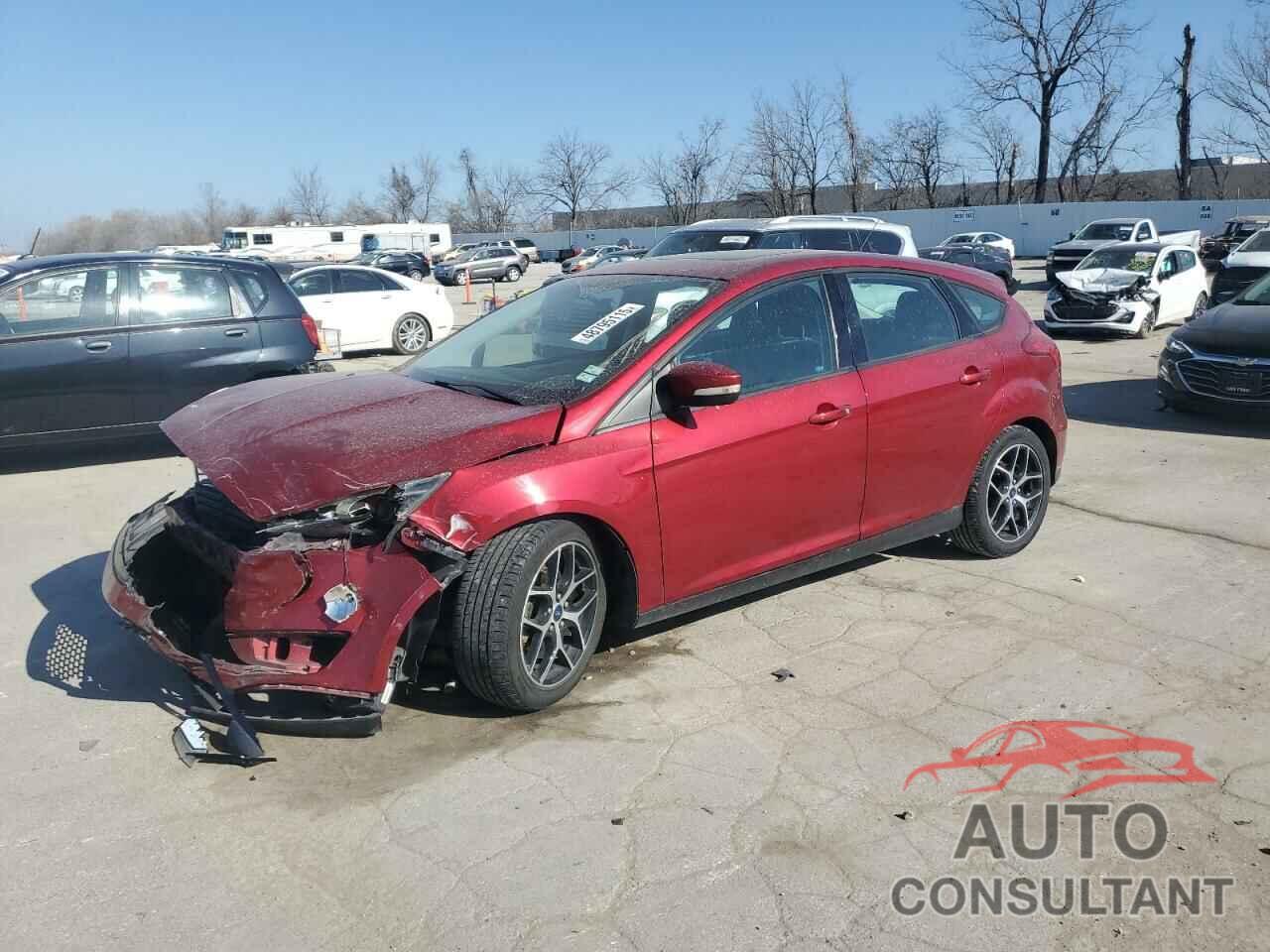 FORD FOCUS 2017 - 1FADP3M26HL284390