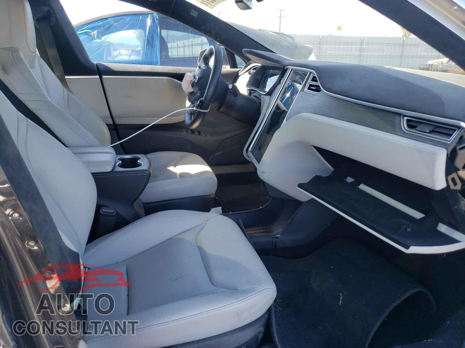 TESLA MODEL S 2015 - 5YJSA1S23FF096288