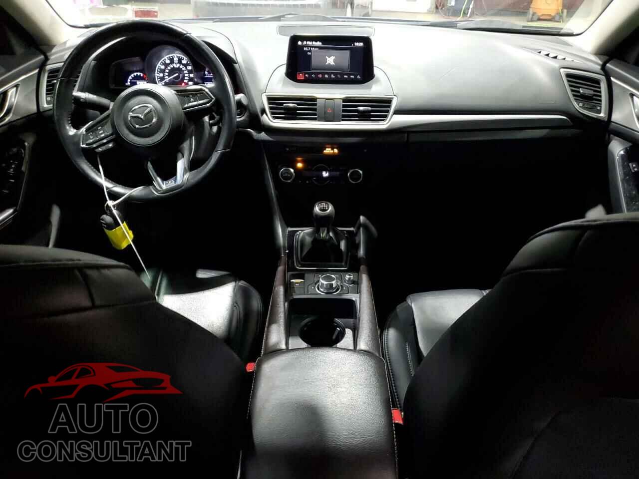 MAZDA 3 2017 - JM1BN1L35H1127600