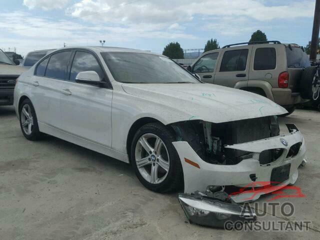 BMW 3 SERIES 2015 - WBA3C1C55FK118248