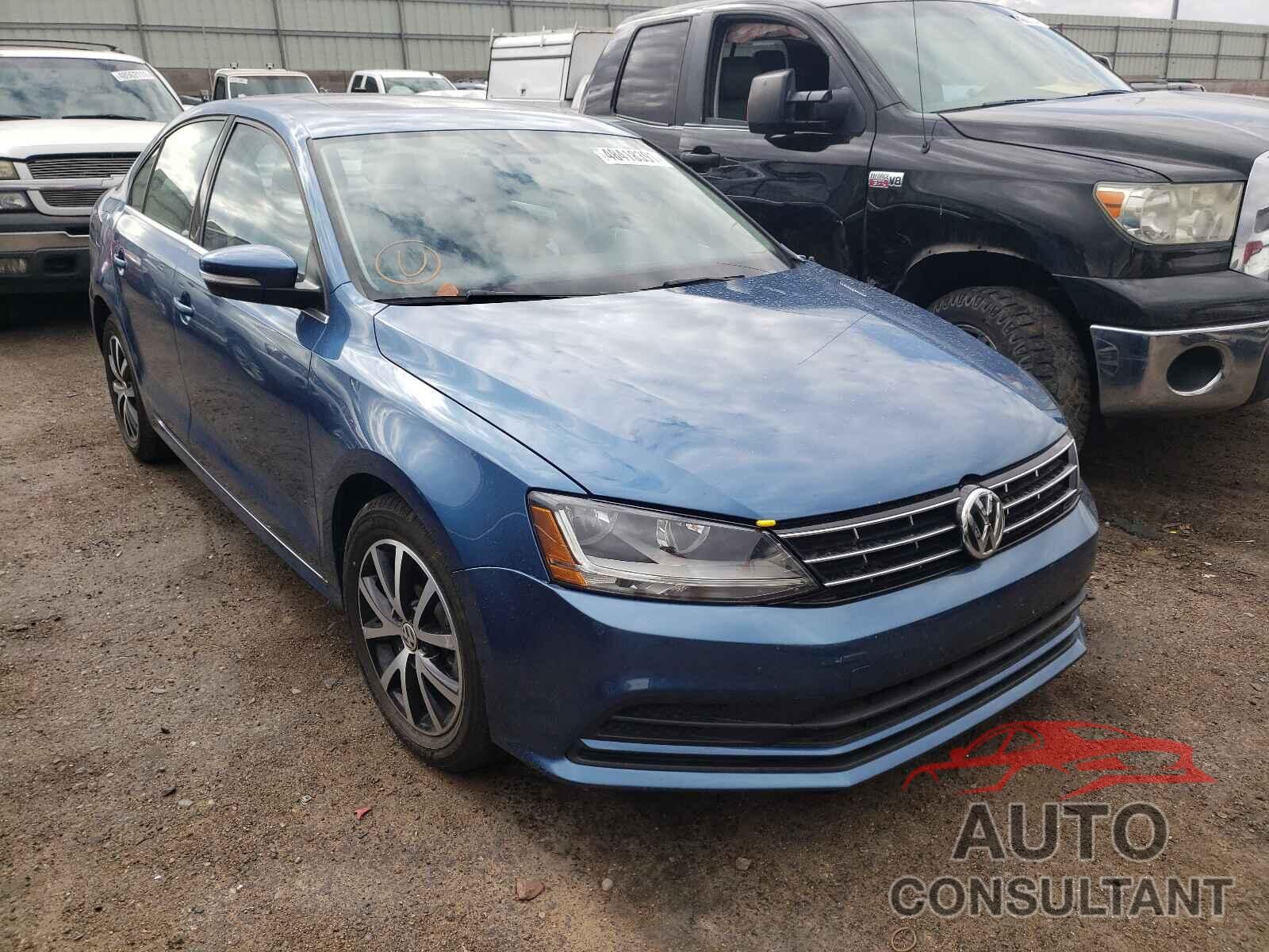 VOLKSWAGEN JETTA 2018 - 3VWDB7AJXJM260302