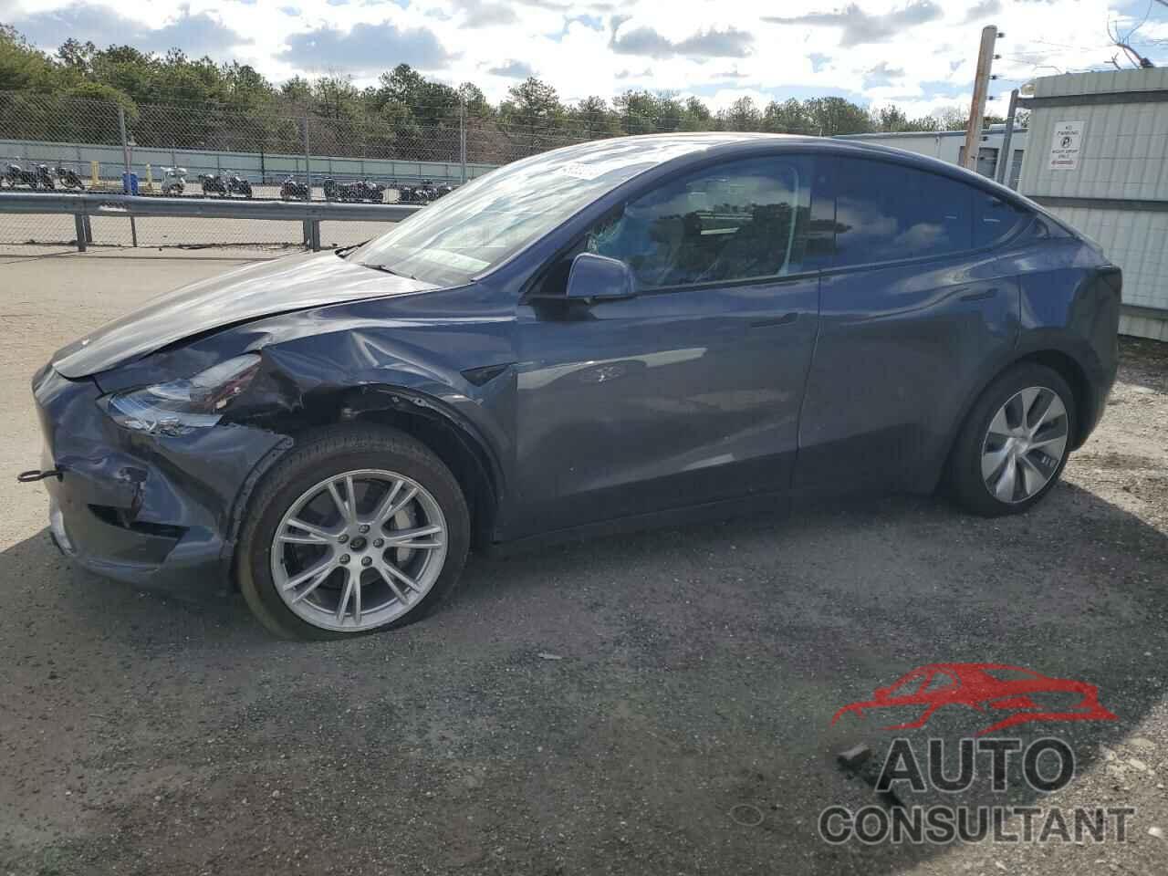 TESLA MODEL Y 2023 - 7SAYGDEE2PF614069