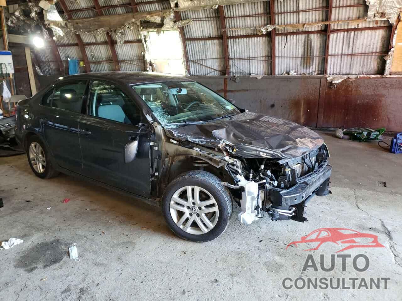 VOLKSWAGEN JETTA 2018 - 3VW2B7AJ3JM215094