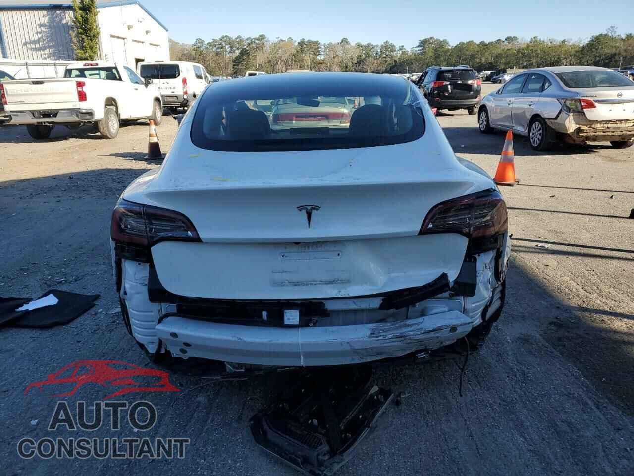 TESLA MODEL 3 2022 - 5YJ3E1EAXNF301955