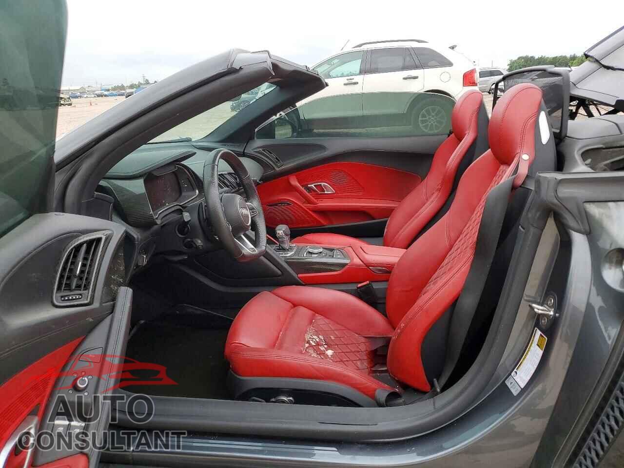 AUDI R8 2017 - WUAVACFX8H7904676