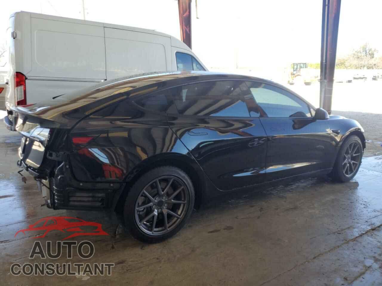 TESLA MODEL 3 2021 - 5YJ3E1EA2MF057460