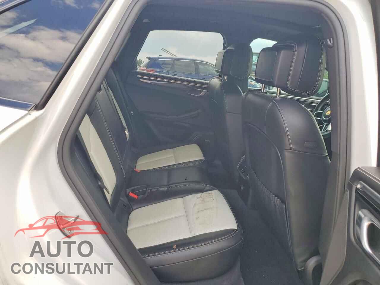 PORSCHE MACAN 2018 - WP1AB2A58JLB33320