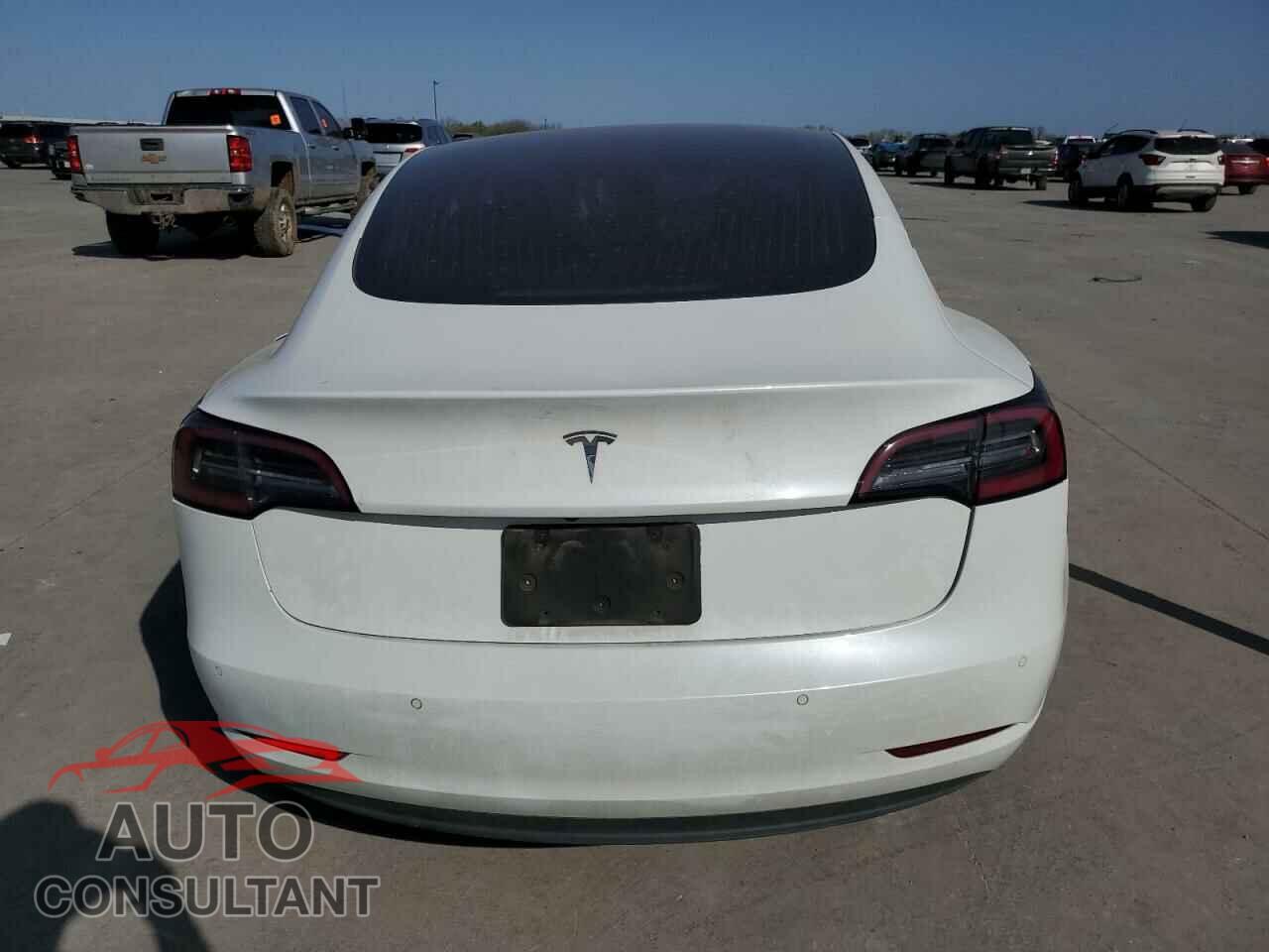 TESLA MODEL 3 2018 - 5YJ3E1EA5JF035285
