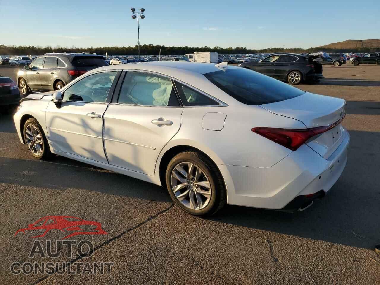 TOYOTA AVALON 2020 - 4T1AZ1FB8LU045768