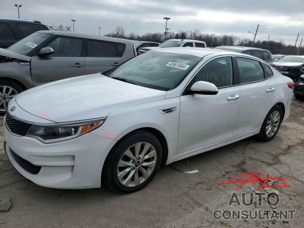 KIA OPTIMA 2017 - 5XXGT4L3XHG148489