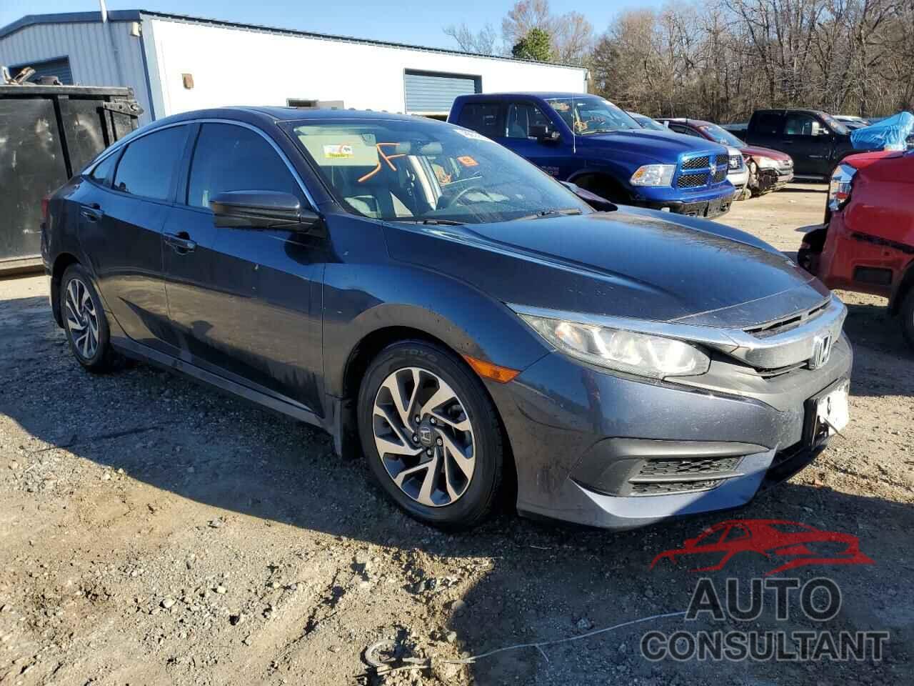 HONDA CIVIC 2018 - 19XFC2F76JE019551