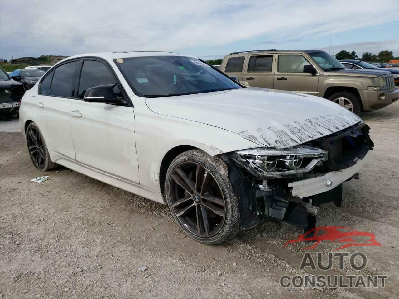 BMW 3 SERIES 2018 - WBA8B3G59JNV01230