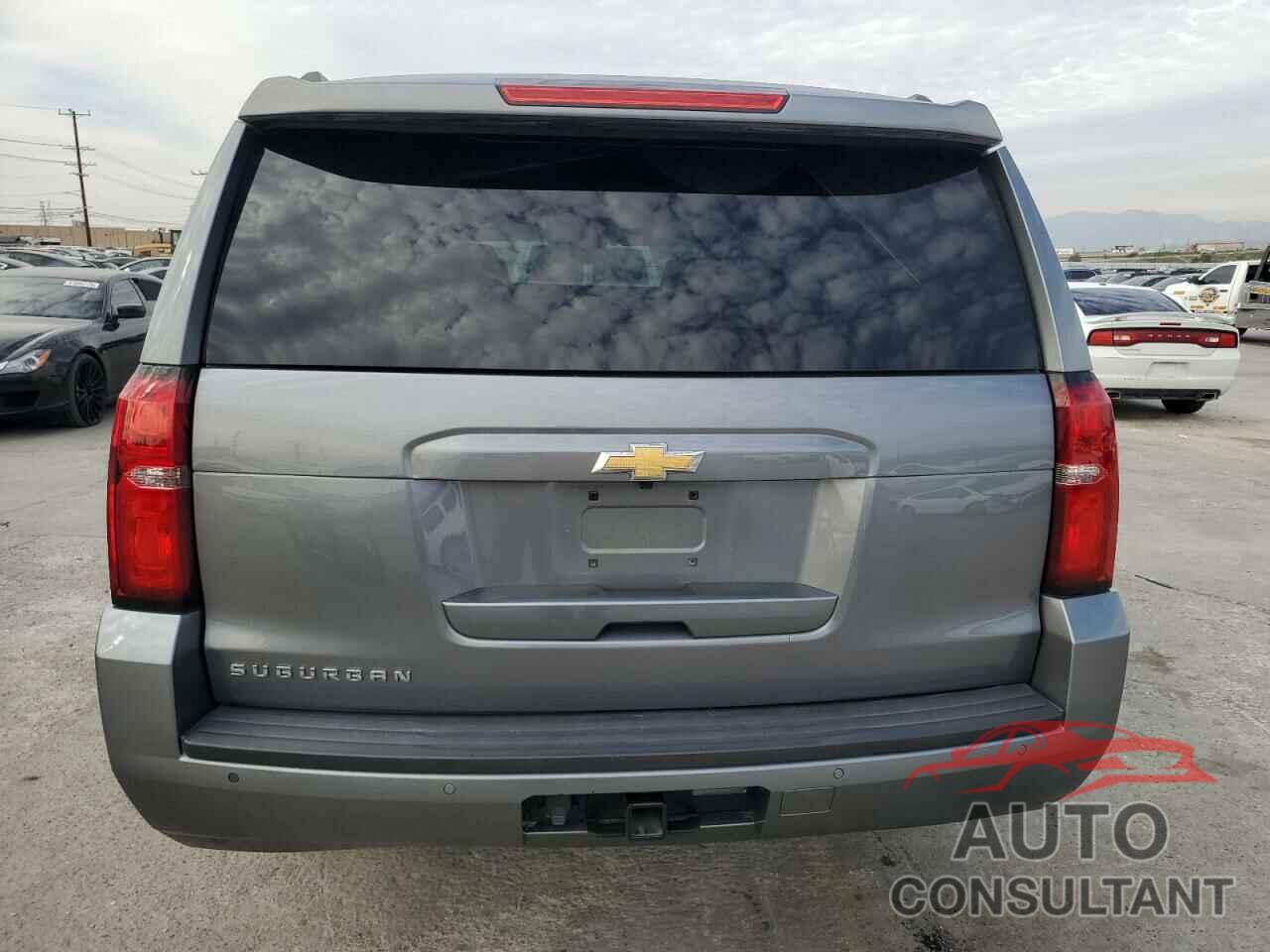 CHEVROLET SUBURBAN 2019 - 1GNSKHKC3KR159626