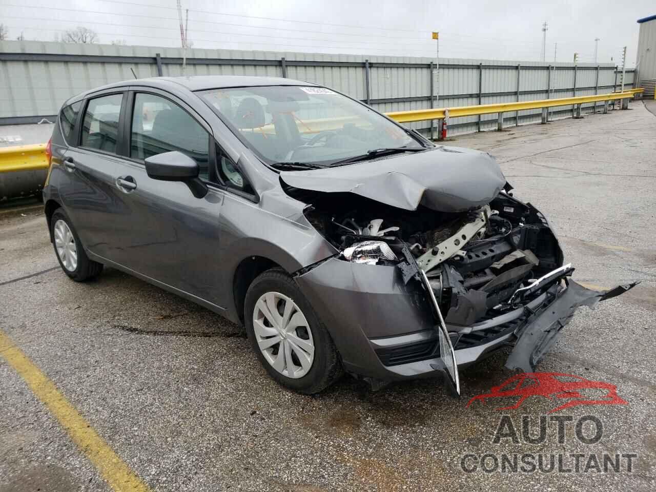 NISSAN VERSA 2018 - 3N1CE2CP8JL358036