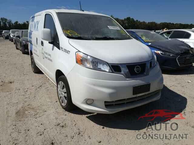 NISSAN NV 2018 - 3N6CM0KN5JK698123