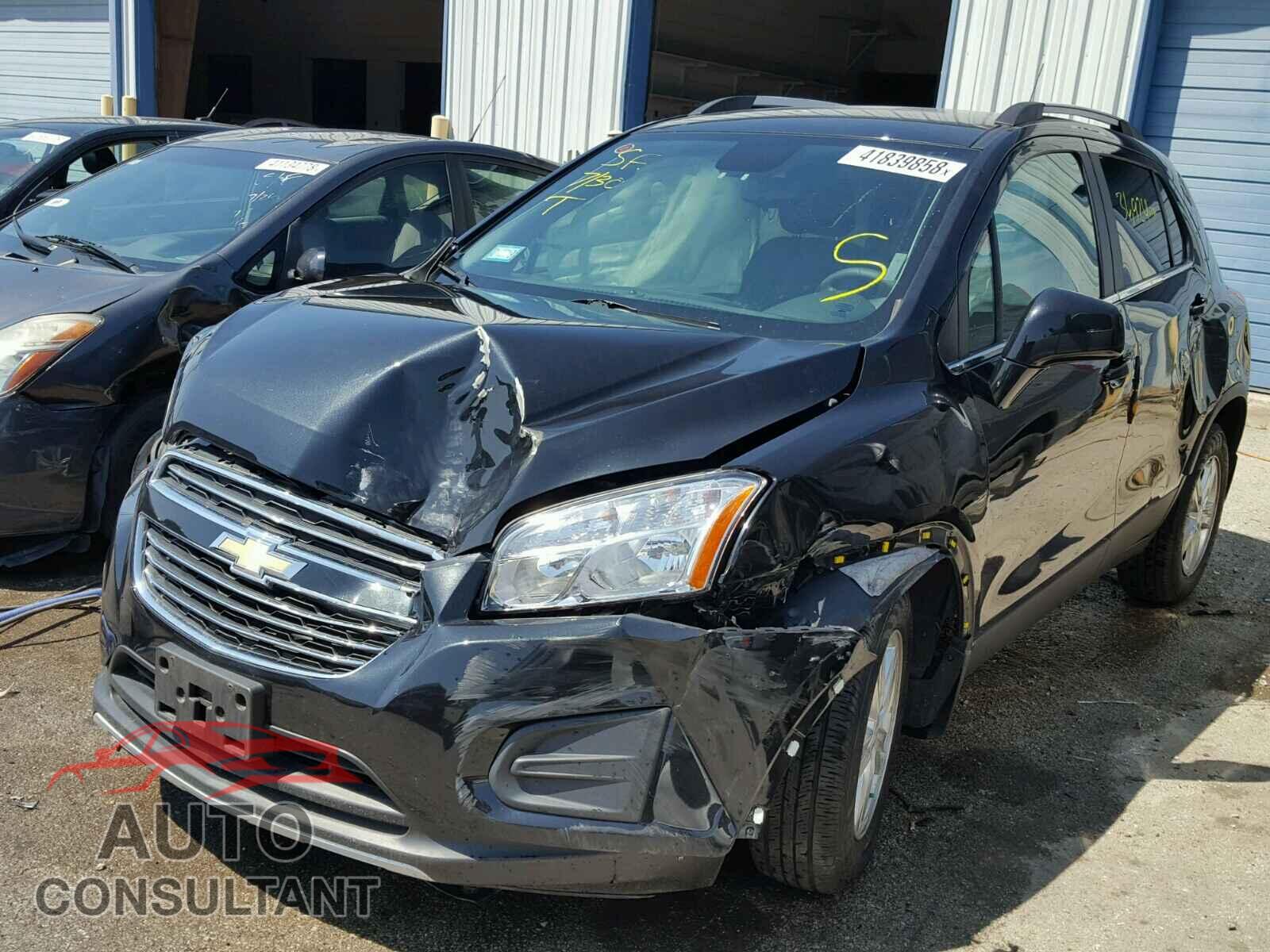 CHEVROLET TRAX 1LT 2015 - KL7CJLSB2FB214573