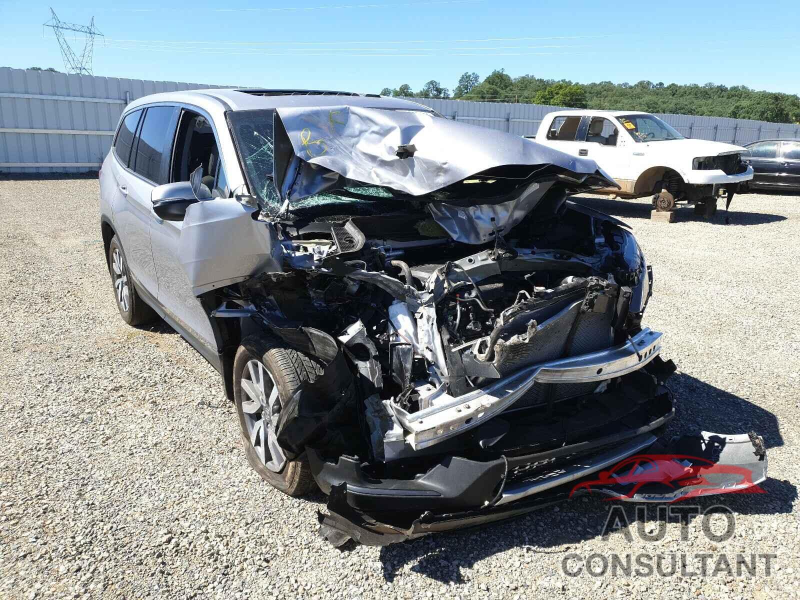 HONDA PILOT 2019 - 5FNYF6H51KB041181