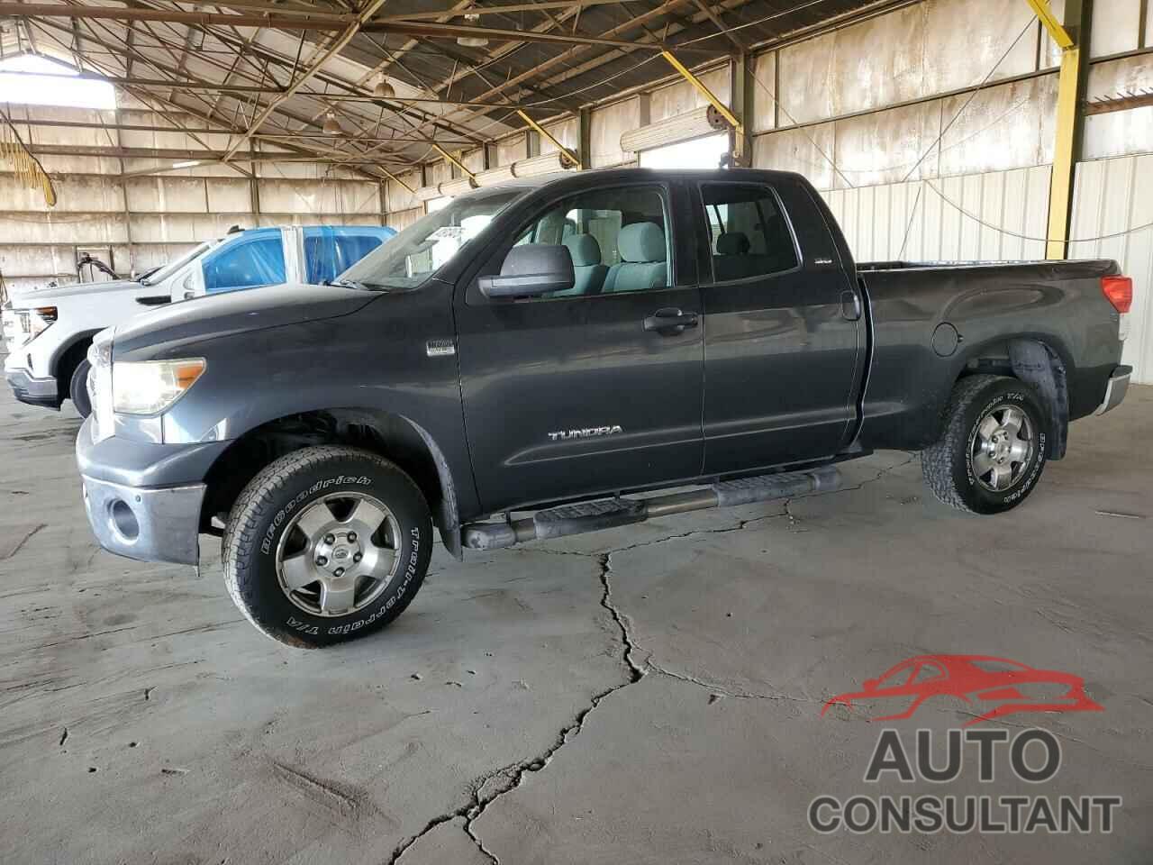 TOYOTA TUNDRA 2010 - 5TFUM5F11AX001413