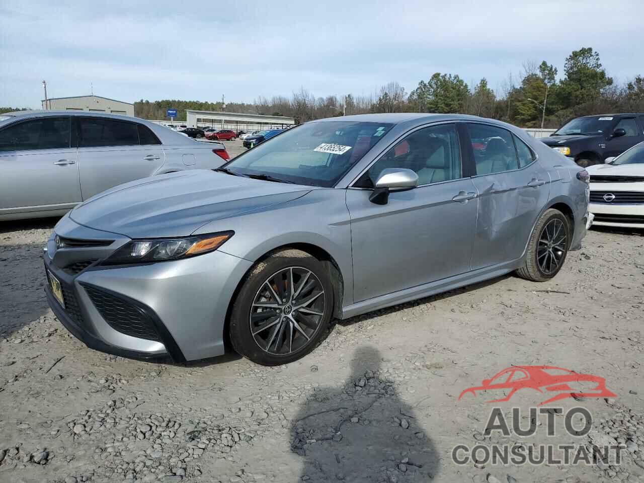 TOYOTA CAMRY 2021 - 4T1G11AKXMU559180