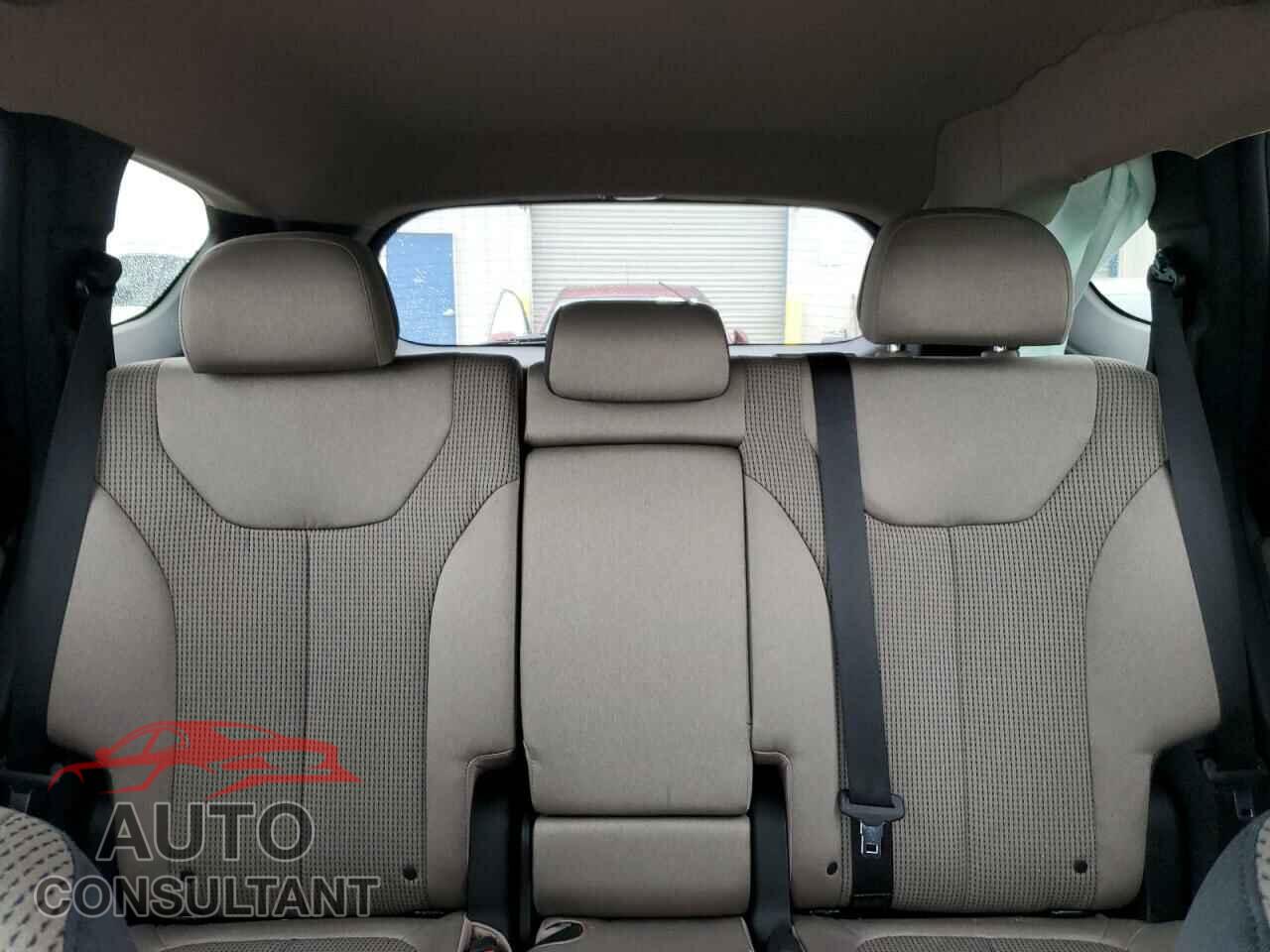 HYUNDAI SANTA FE 2023 - 5NMS14AJXPH498478
