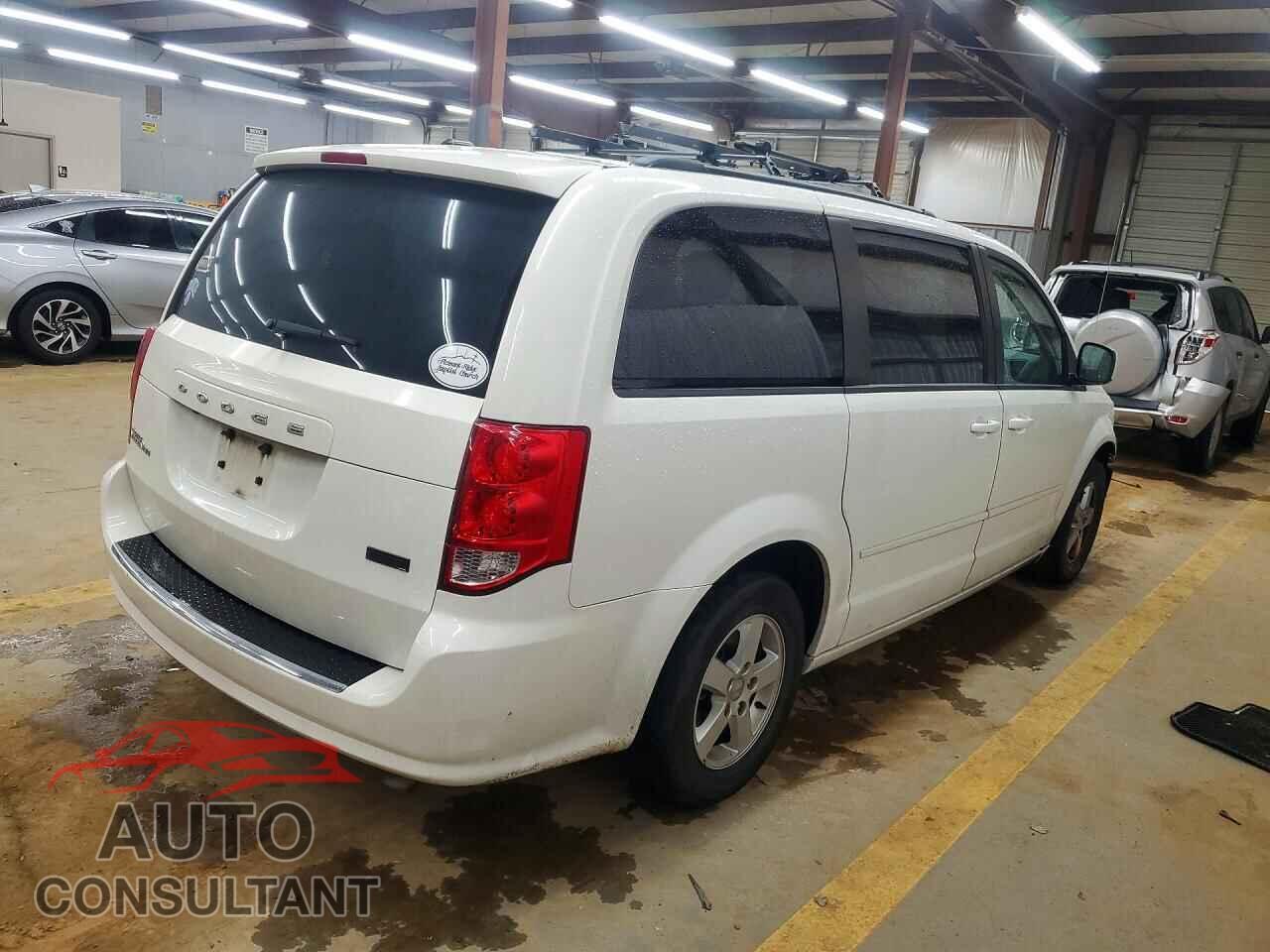 DODGE CARAVAN 2011 - 2D4RN3DG4BR715652