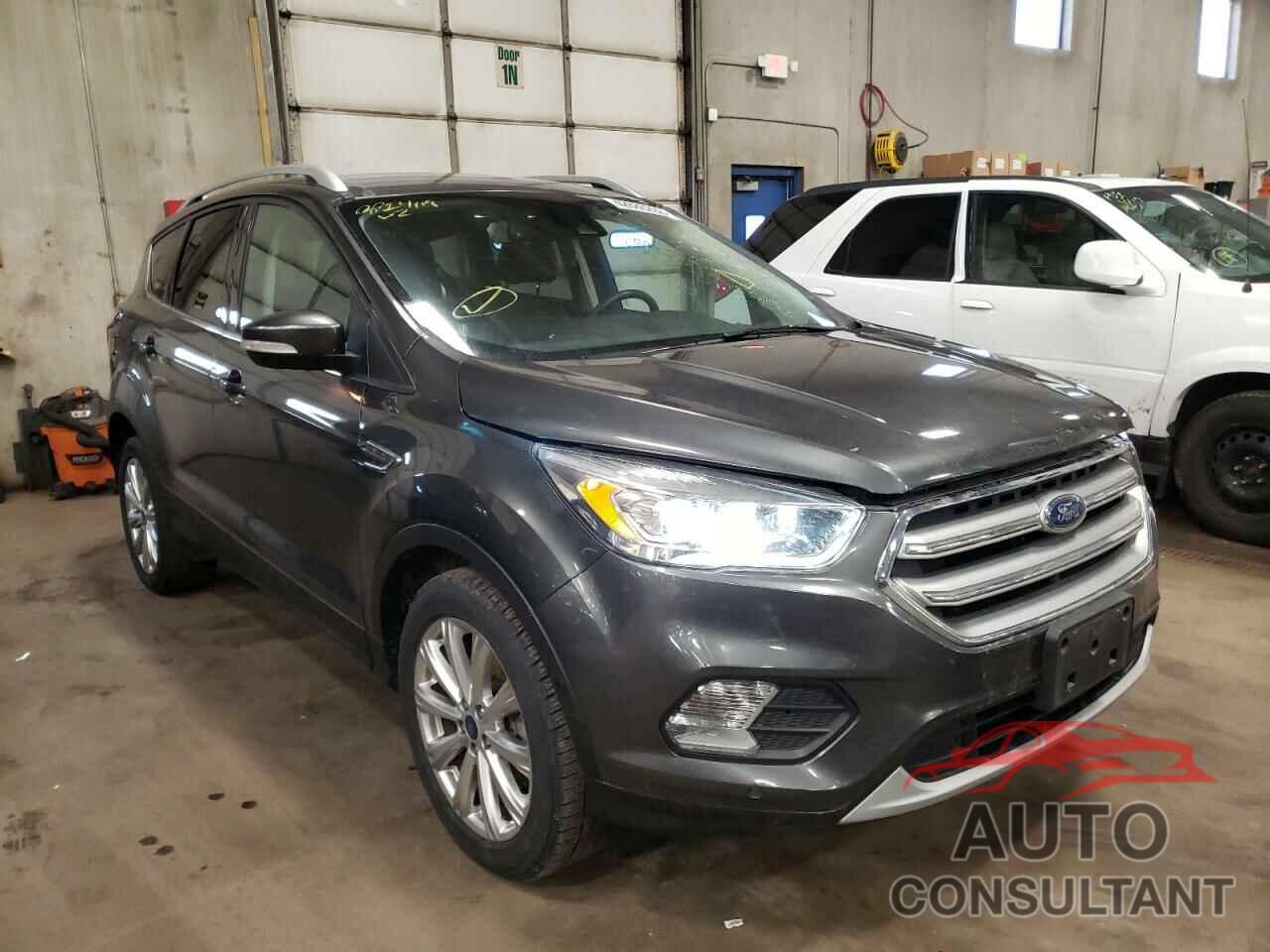 FORD ESCAPE 2017 - 1FMCU9JD5HUC82174
