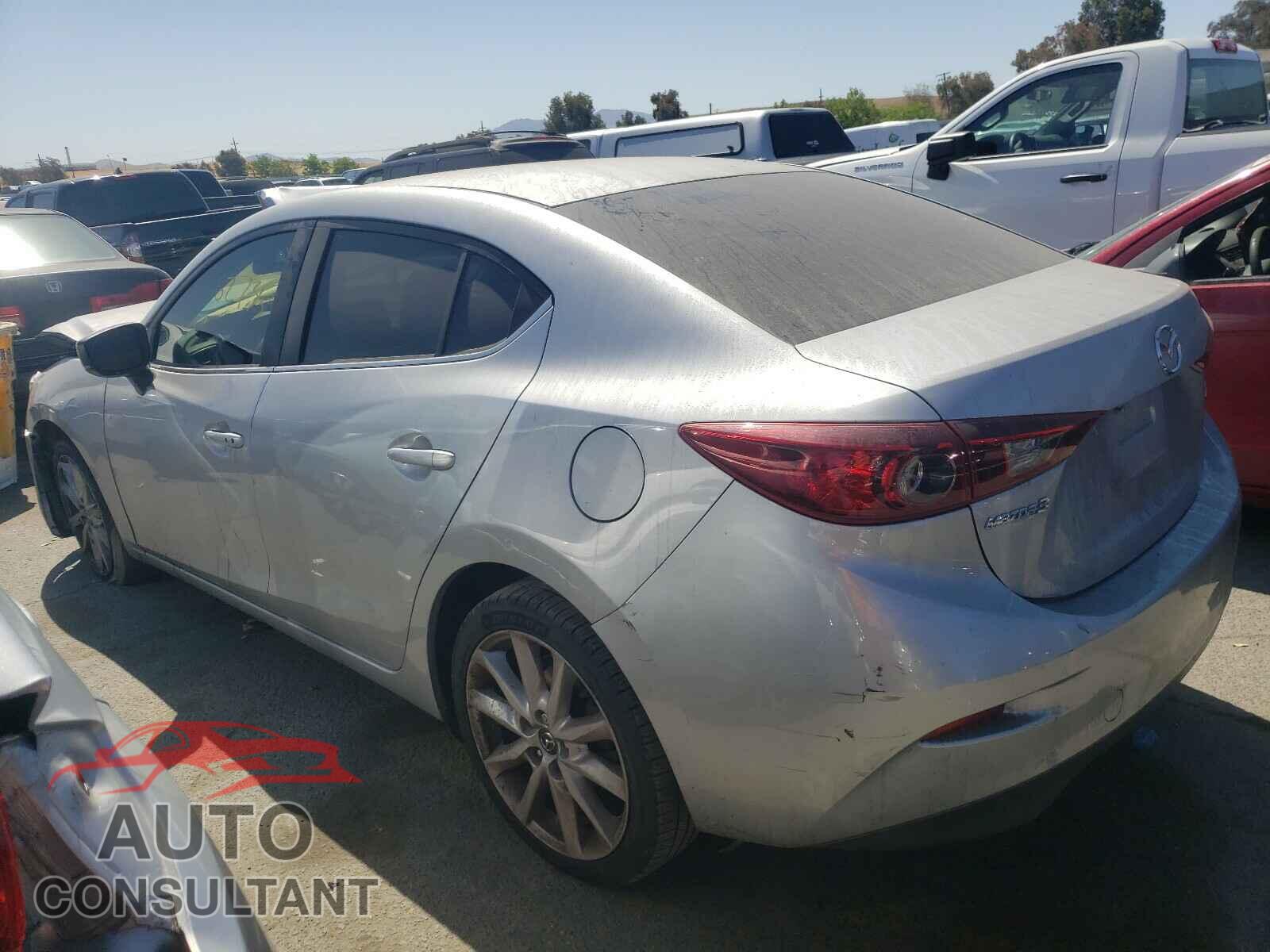 MAZDA 3 2017 - 3MZBN1V72HM116165