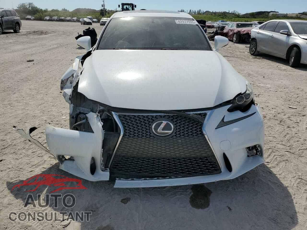 LEXUS IS 2014 - JTHBF1D22E5041943