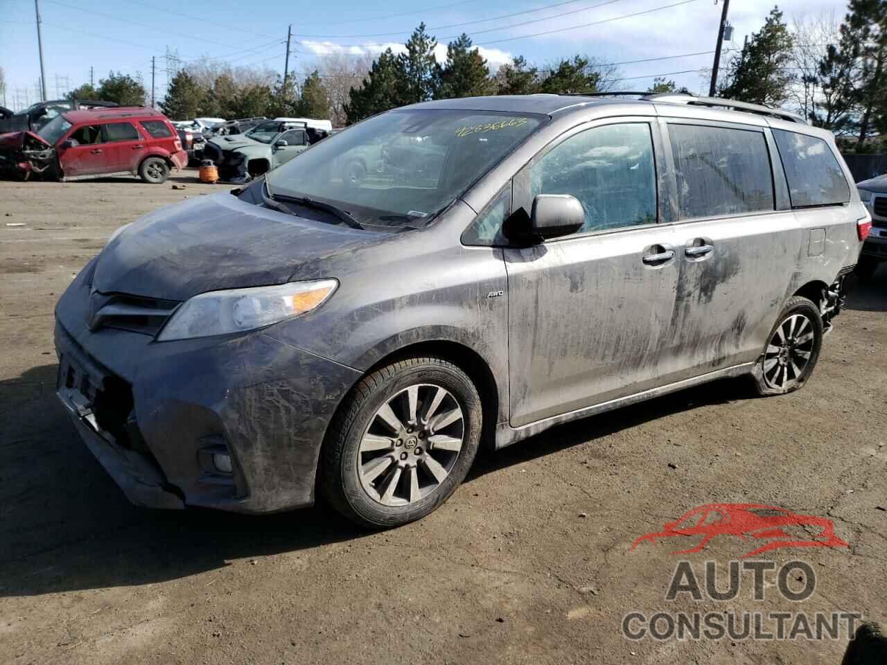 TOYOTA SIENNA 2018 - 5TDDZ3DC8JS206100