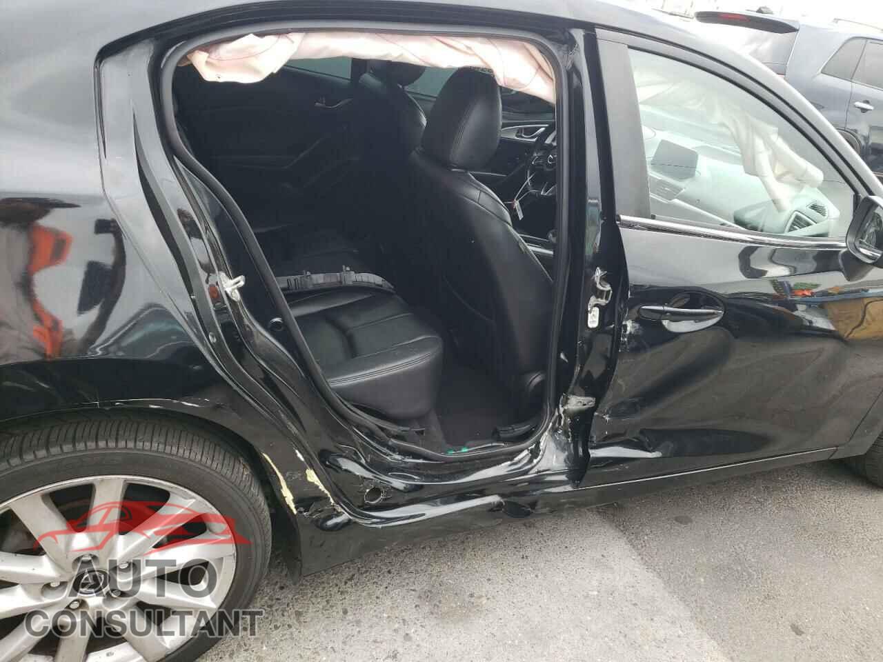 MAZDA 3 2017 - JM1BN1V73H1108320