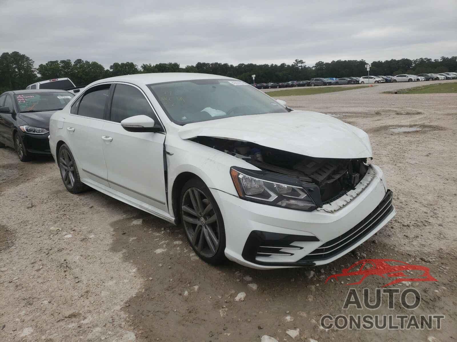VOLKSWAGEN PASSAT 2017 - 1VWDT7A32HC085005