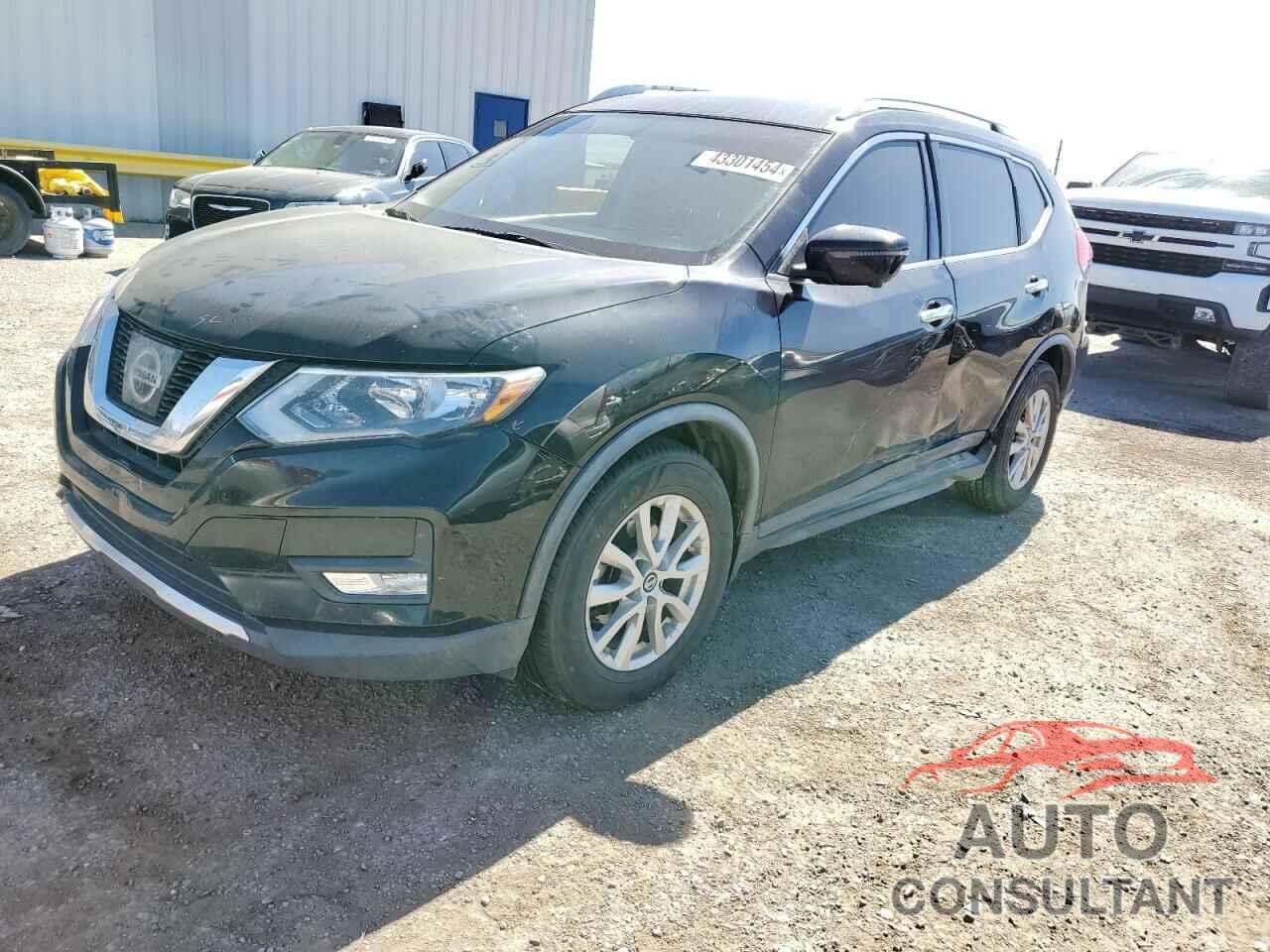 NISSAN ROGUE 2017 - KNMAT2MT1HP604798