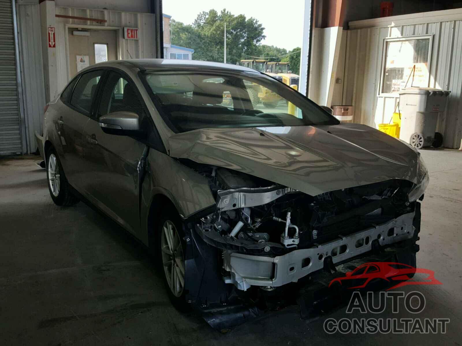 FORD FOCUS 2015 - 1FADP3F23FL213223