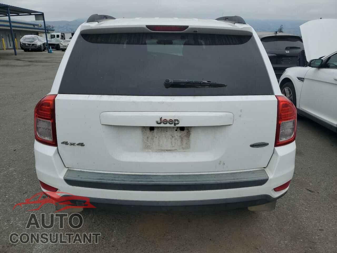 JEEP COMPASS 2011 - 1J4NF1FB1BD183143
