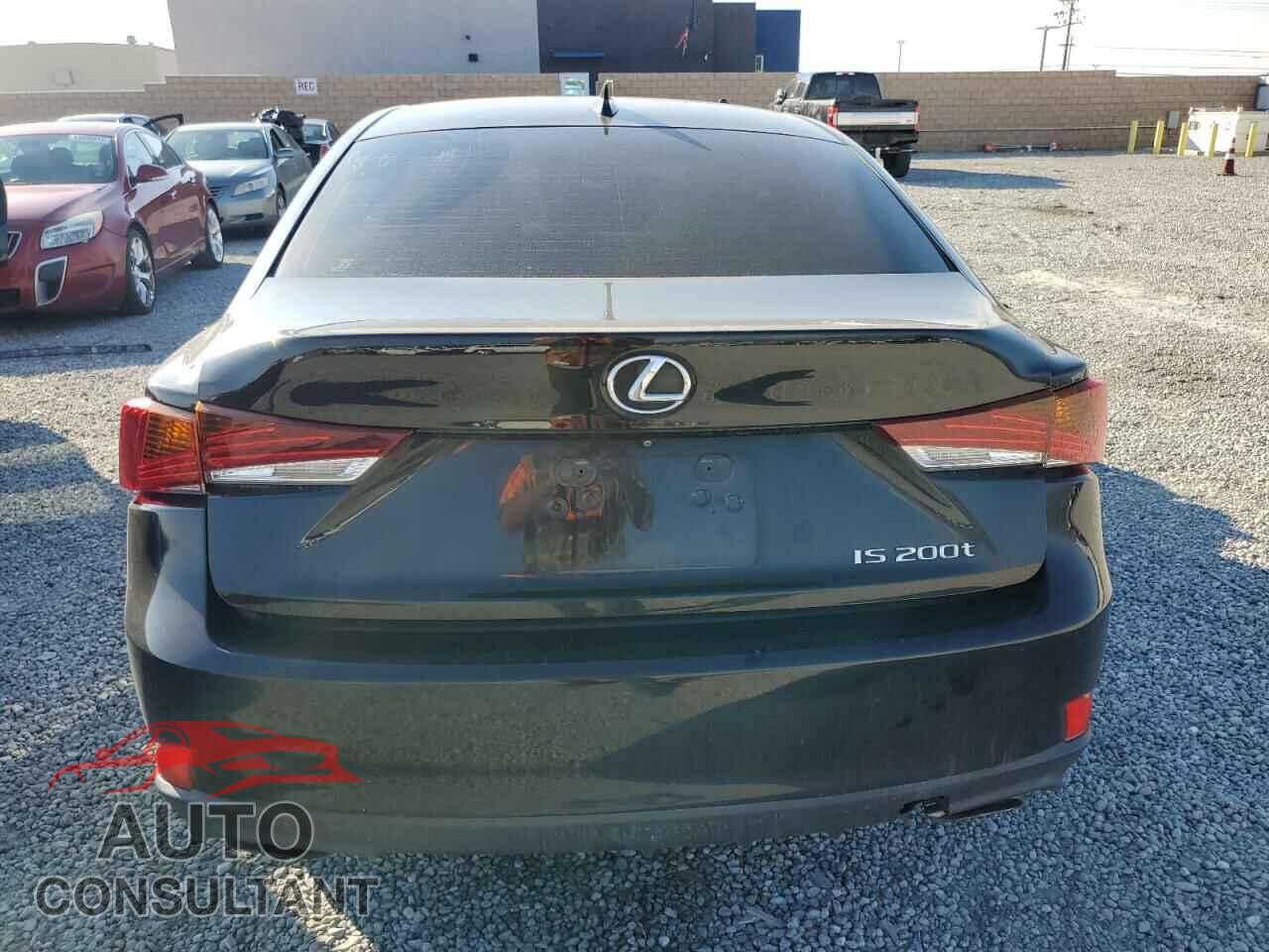 LEXUS IS 2017 - JTHBA1D25H5054527