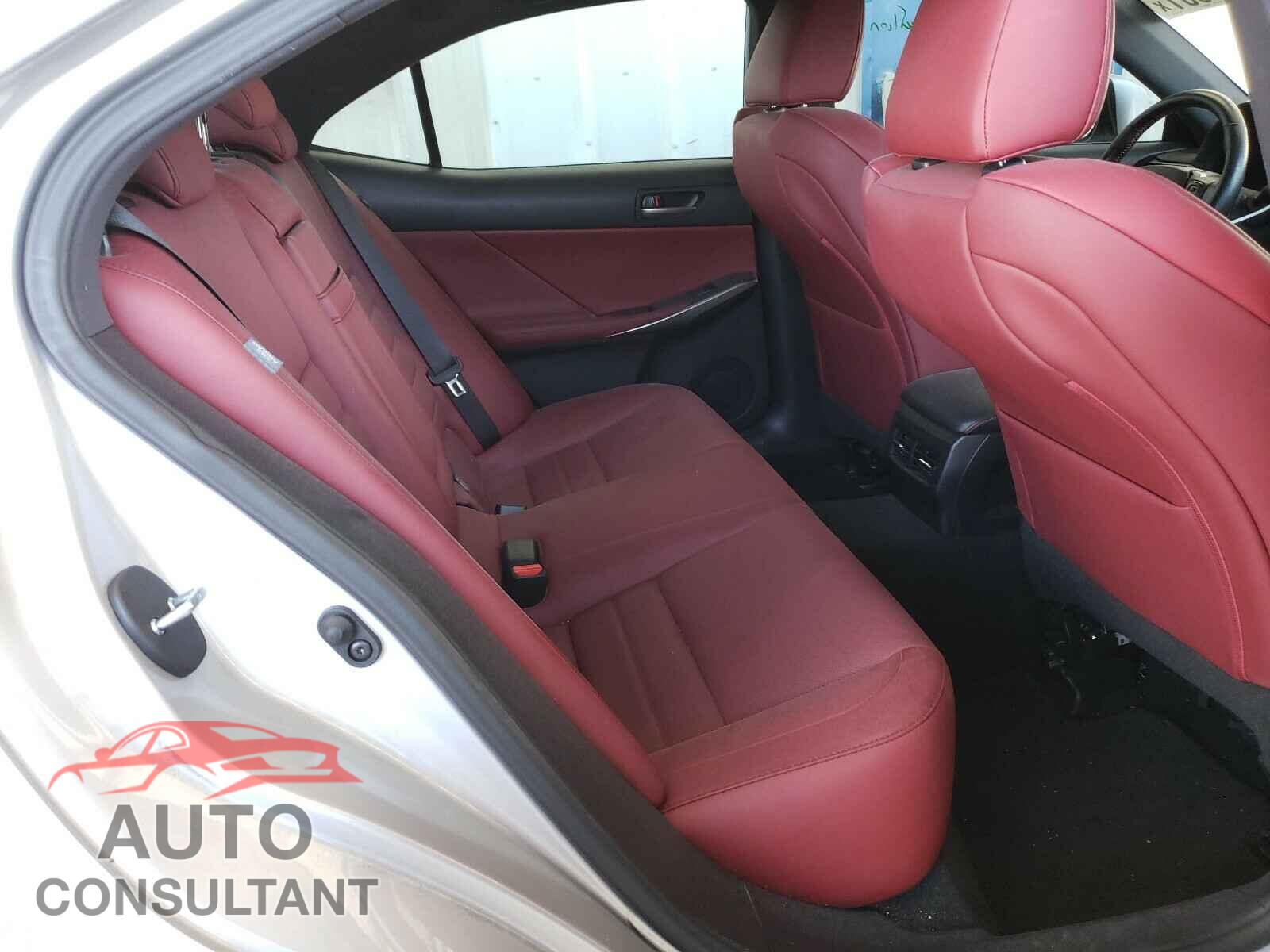 LEXUS IS 2019 - JTHBA1D21K5092375